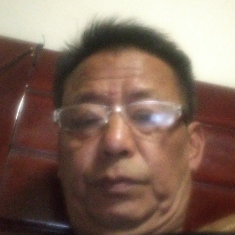 龙哥龙大哥的照片