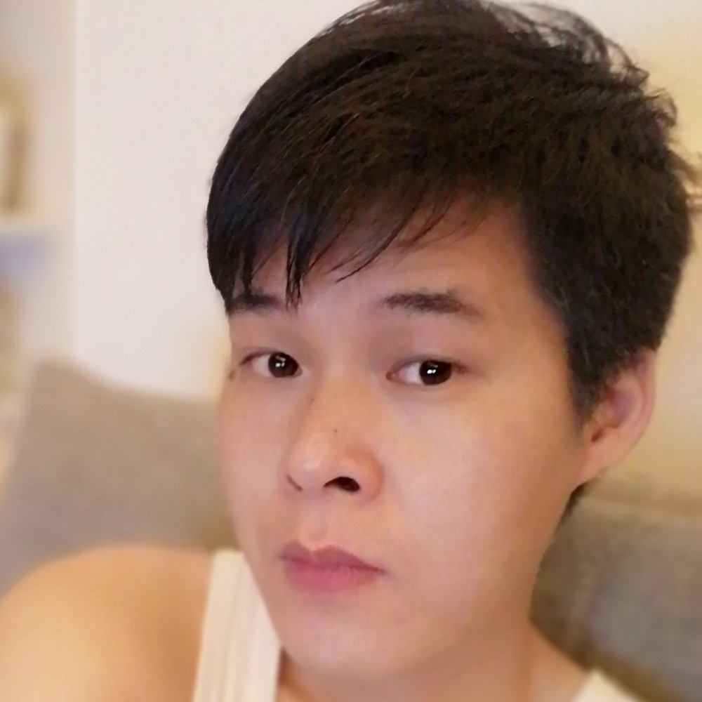 夏天闻开朗的照片