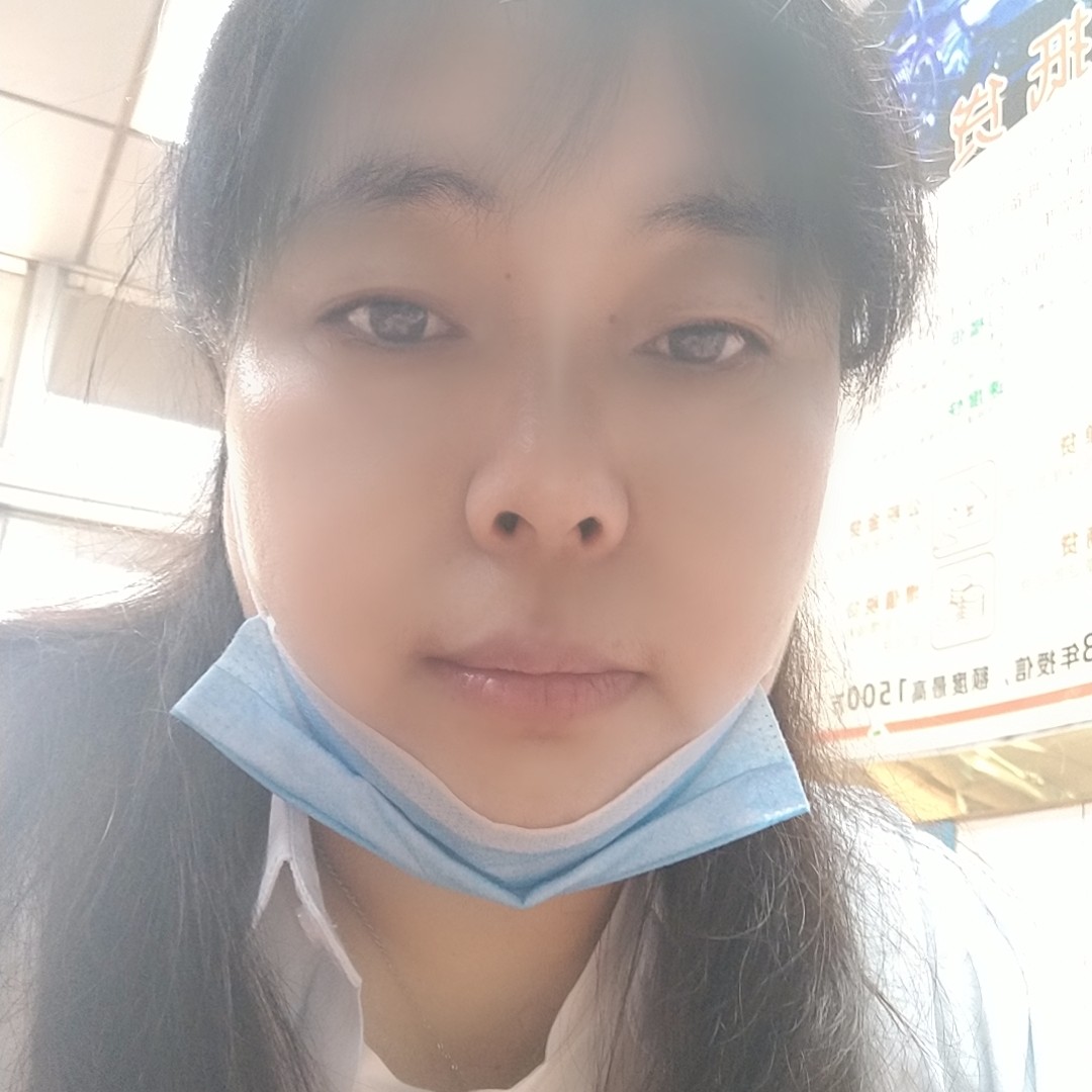 台灯痴情302的照片