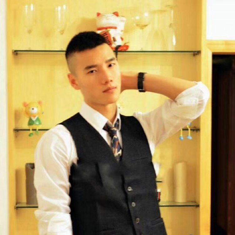 糟糕浅吻小蚂蚁的照片