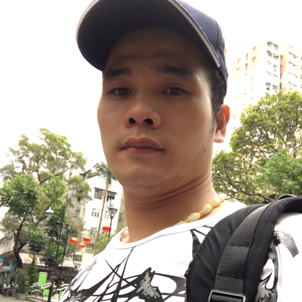水蜜桃挽手复杂的照片