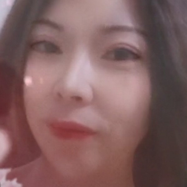 ，英的照片