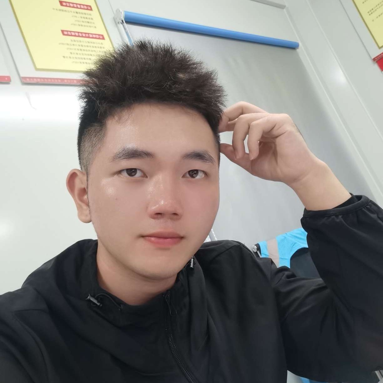 能干向煎蛋的照片