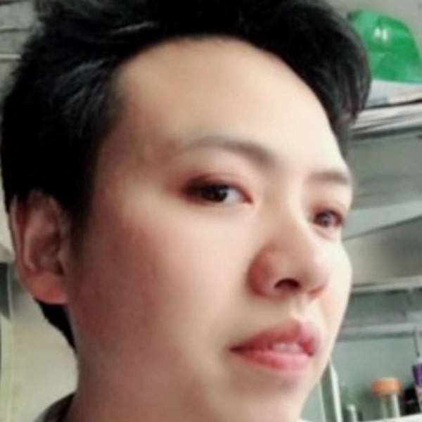 青衫唯一的的照片