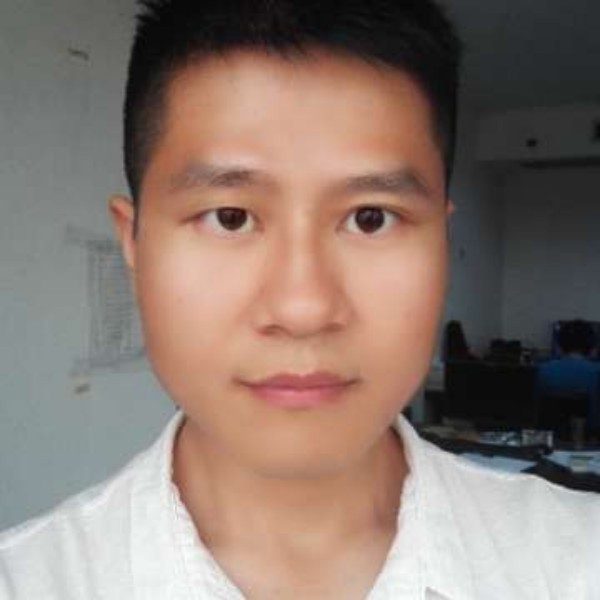 圆月不圆的照片