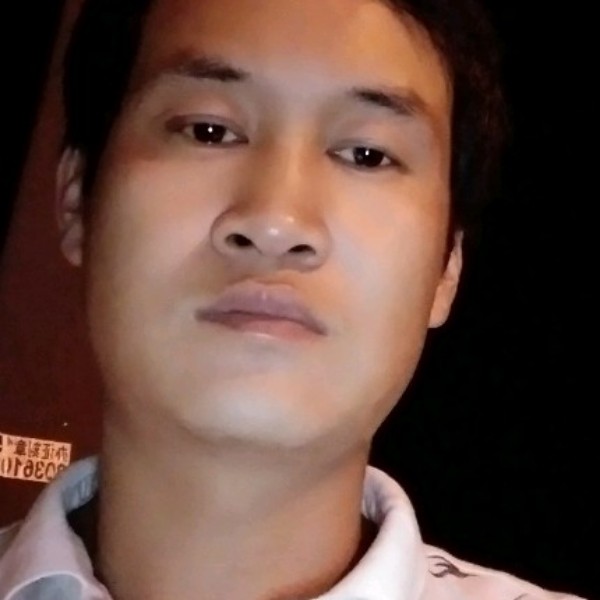 落寞爱彼岸的照片