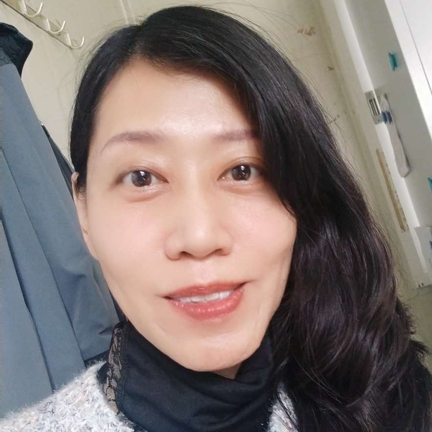 健壮说火的照片