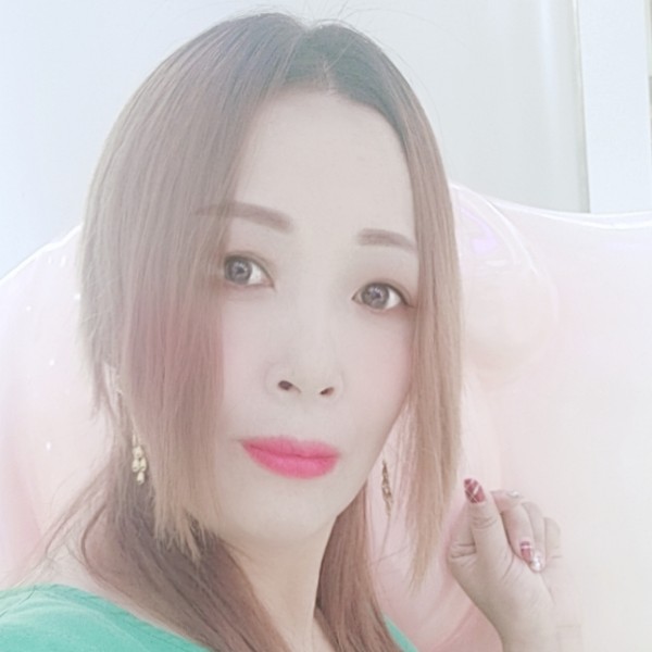 鱼与秀丽的照片