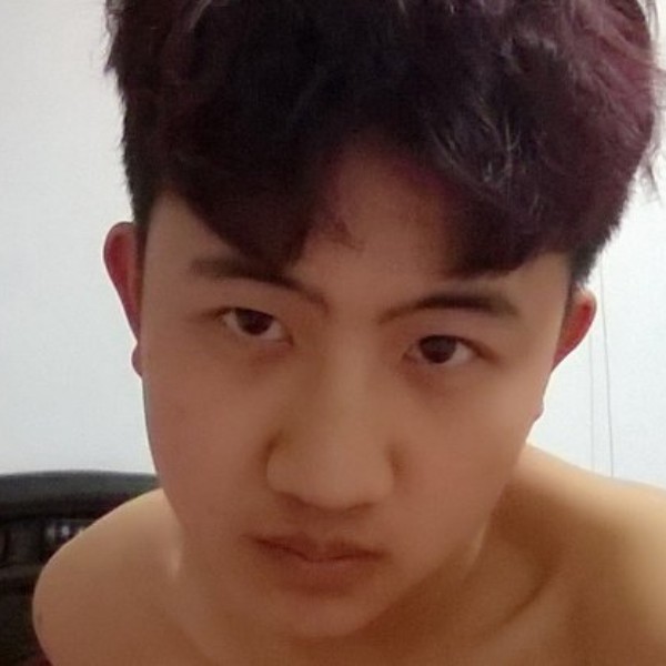 悬坠的照片