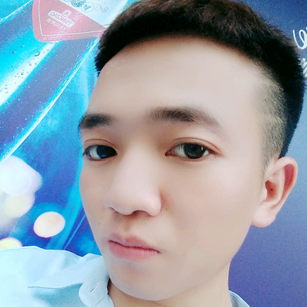 杨晨晨的照片