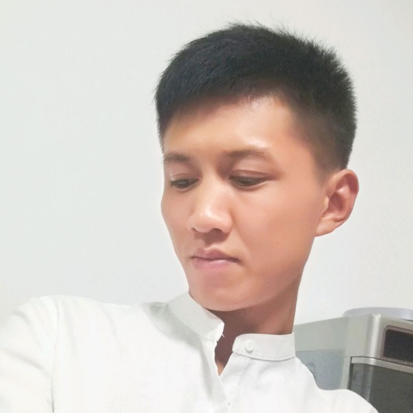 哲:-(月的照片