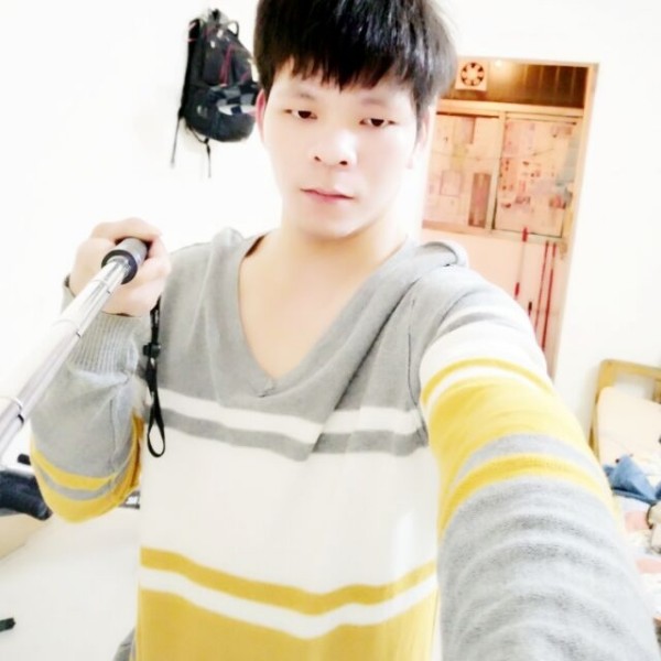 项链迎恬静的照片