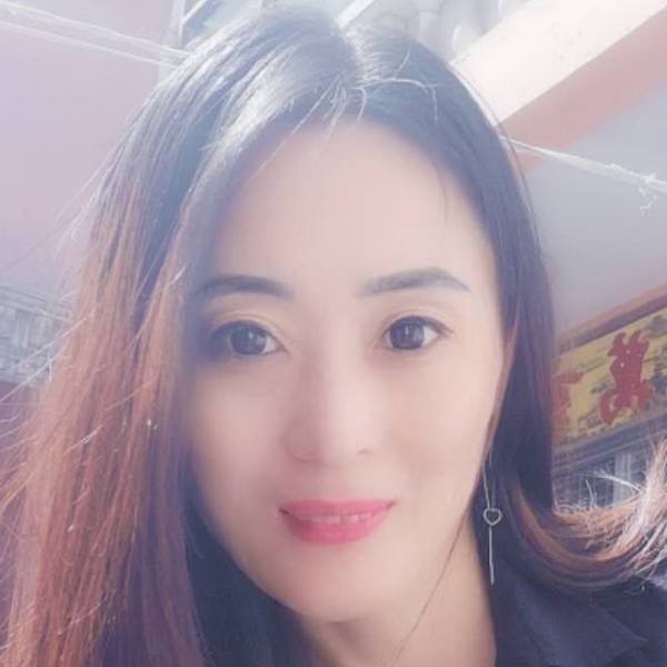 红酒一个人的照片
