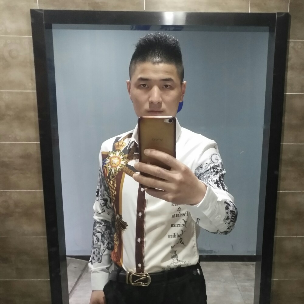 李飞翔的照片