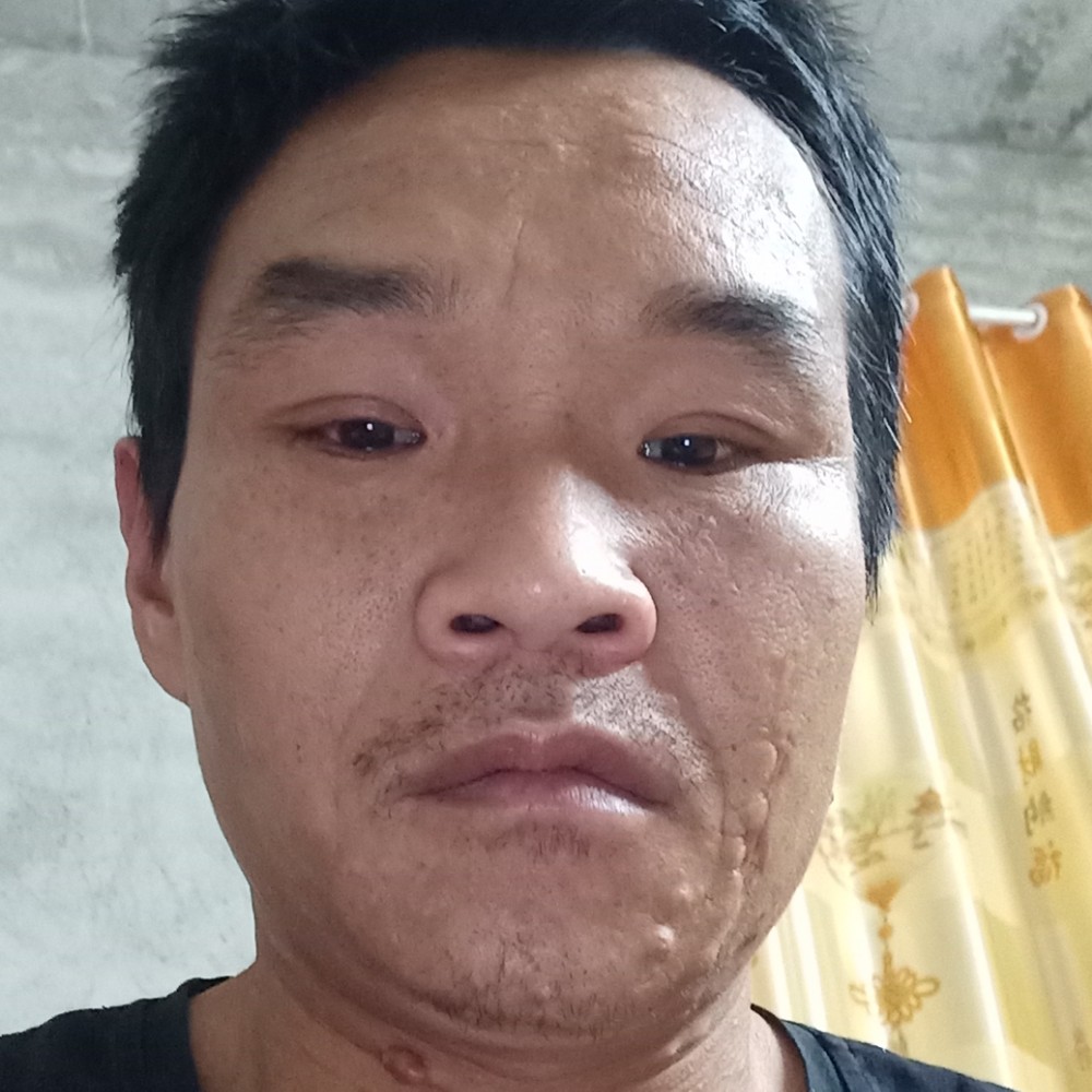 苏森健的照片