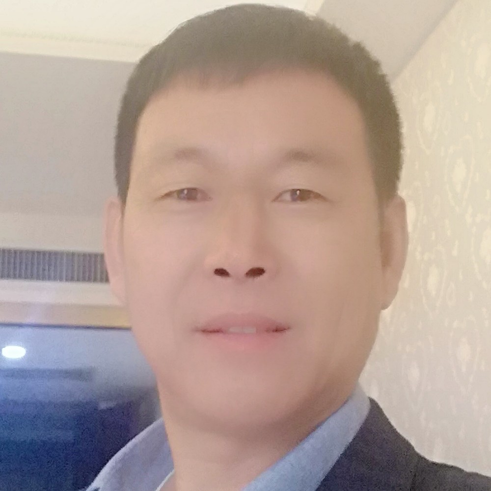 鹰舞九天的照片