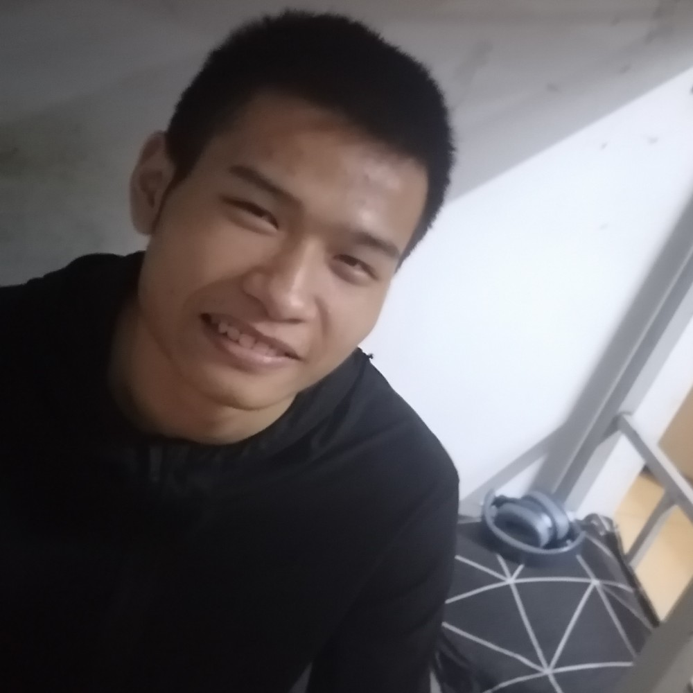 默默等待高山的照片