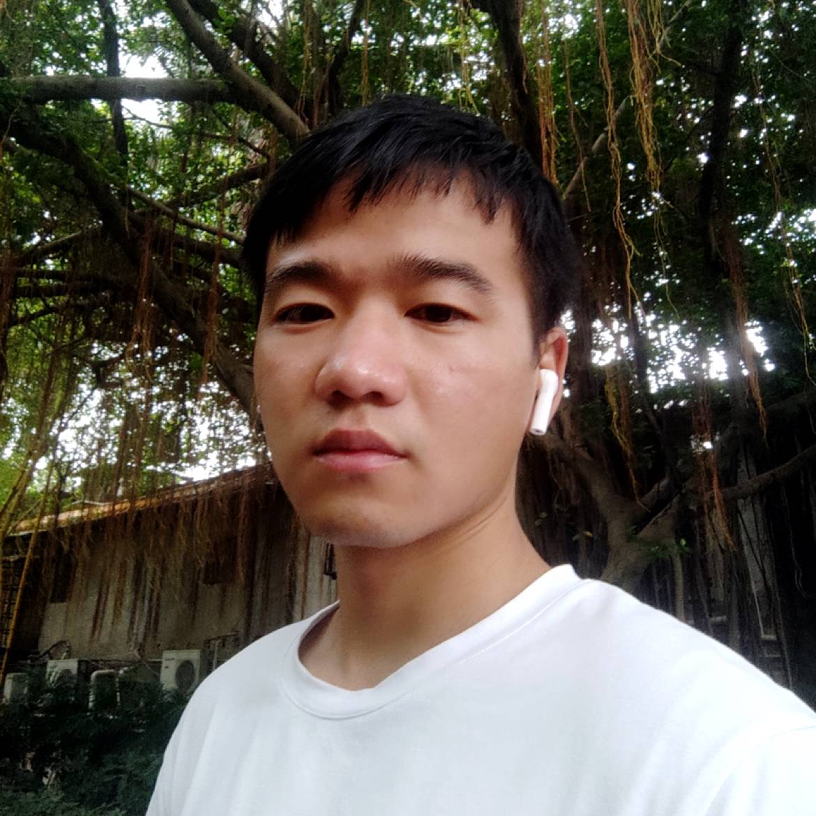 大神保卫闪闪的照片