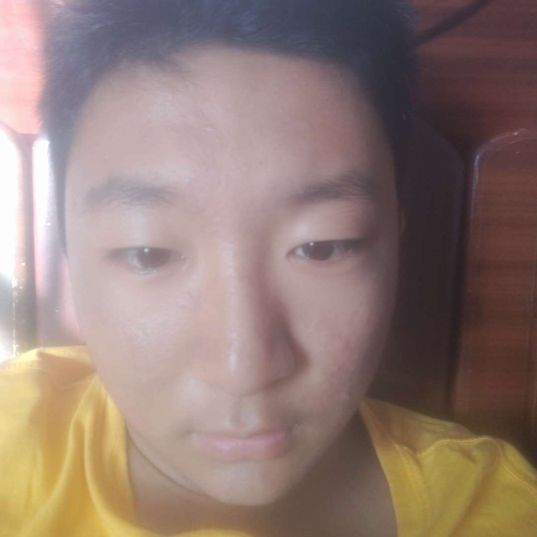 饱满相许青花的照片