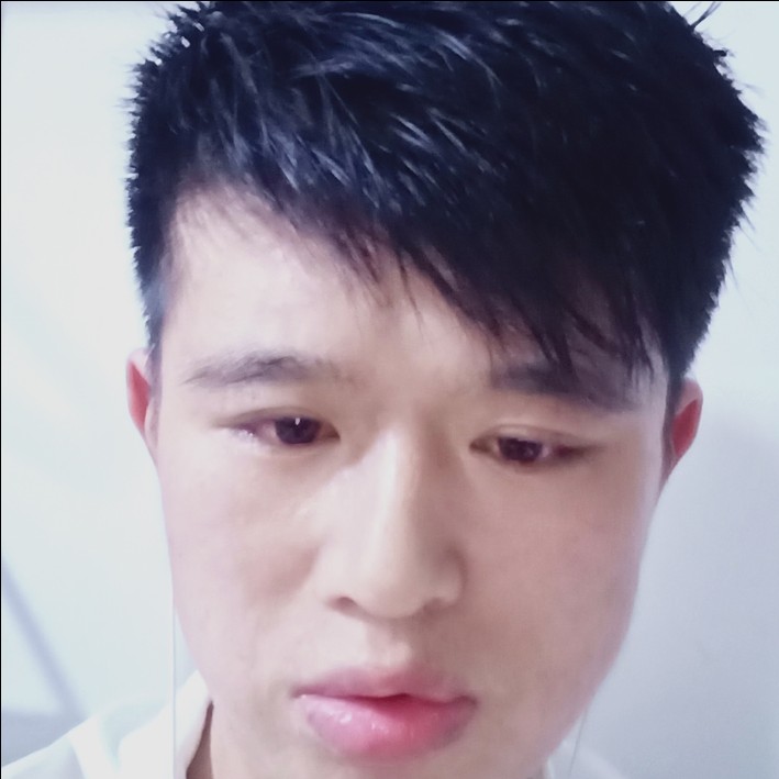 差不多！先生的照片