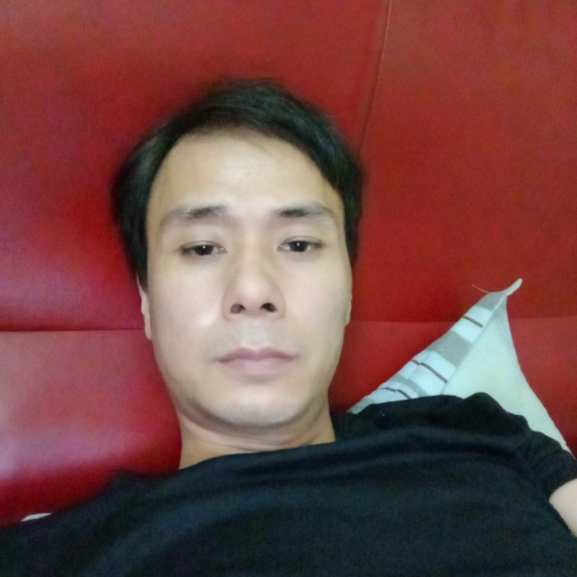 半夜一个人的照片