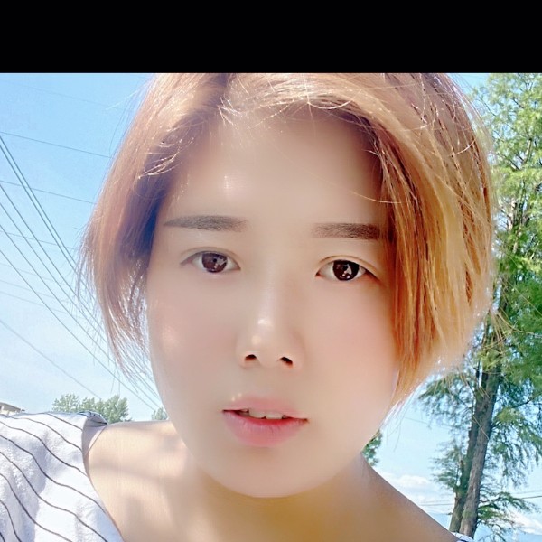 落后挽手摩托的照片