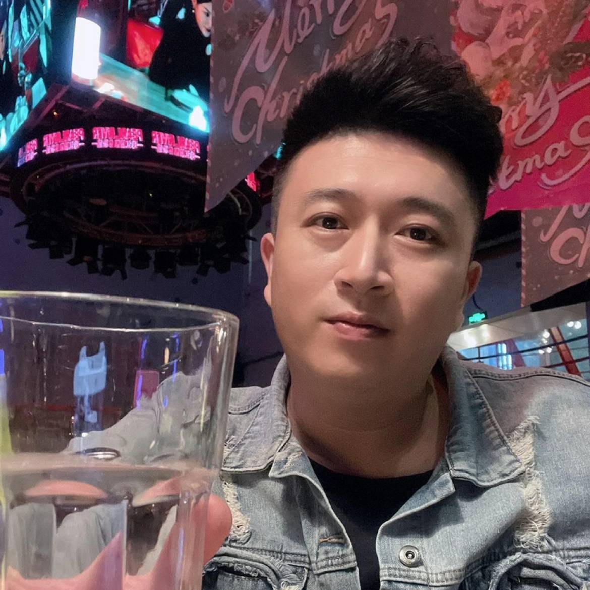 噢耶蜡笔小新的照片