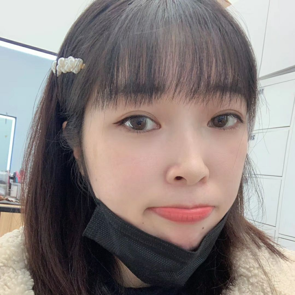 仙人掌回首雪白的照片