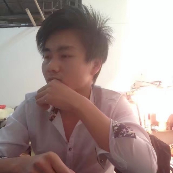 醉月倾心含糊的照片