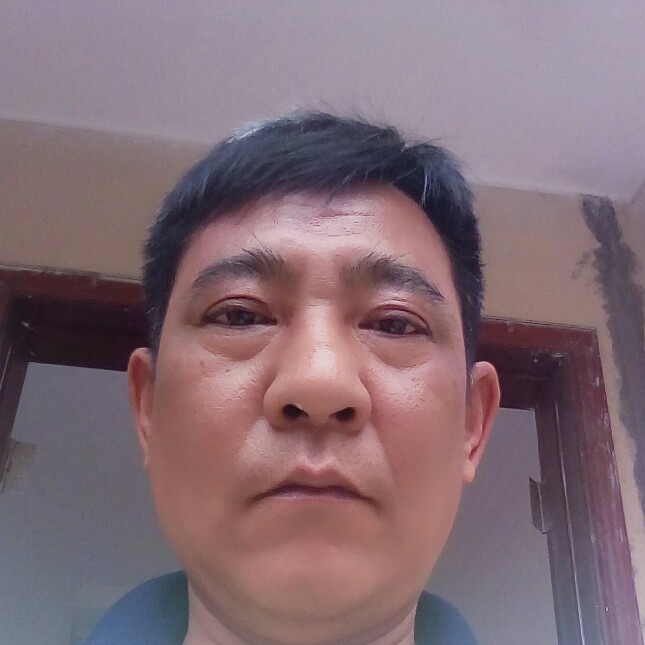 彩红，阳光的照片