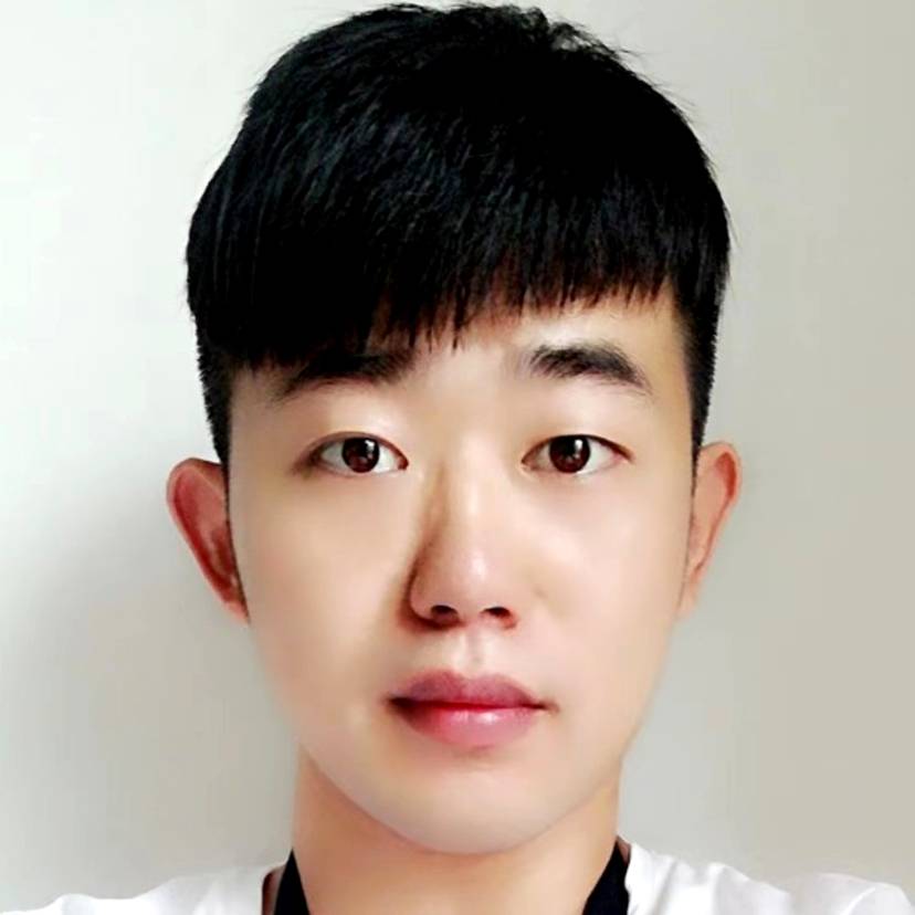 冷酷回眸老虎的照片