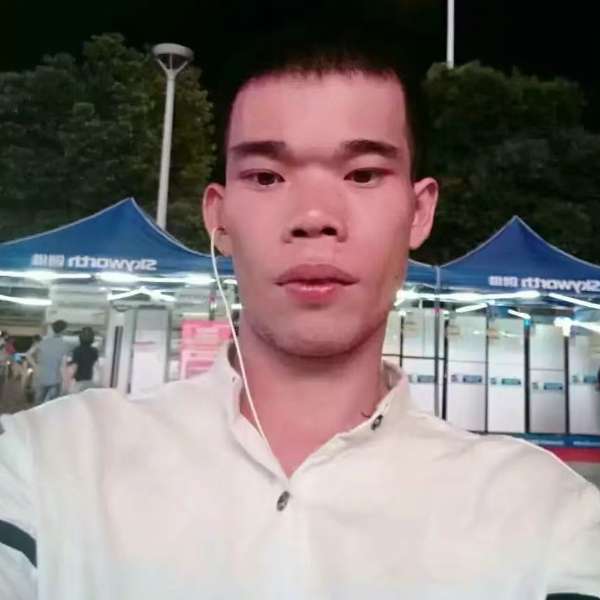 李文英的照片