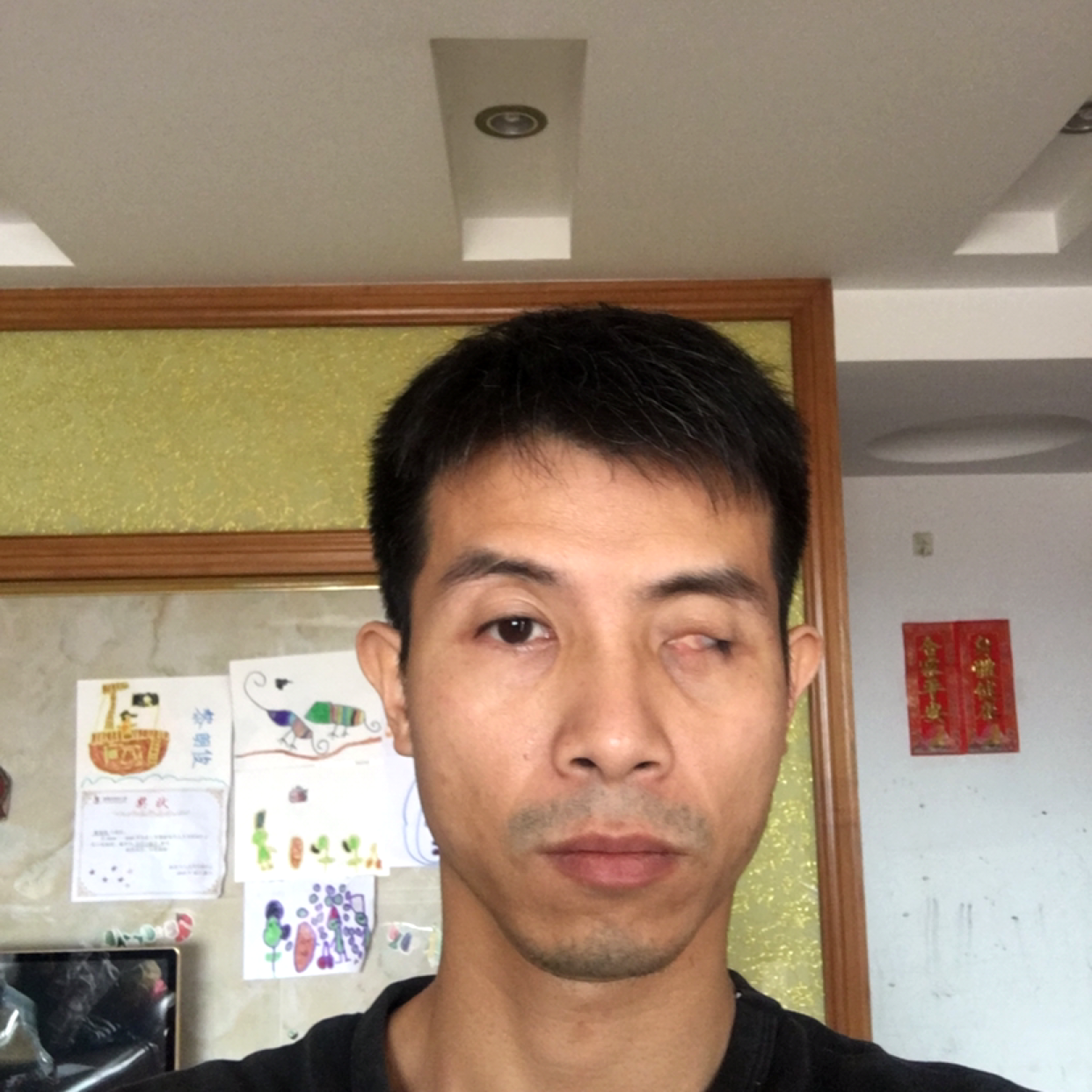 爱撒娇用香烟的照片
