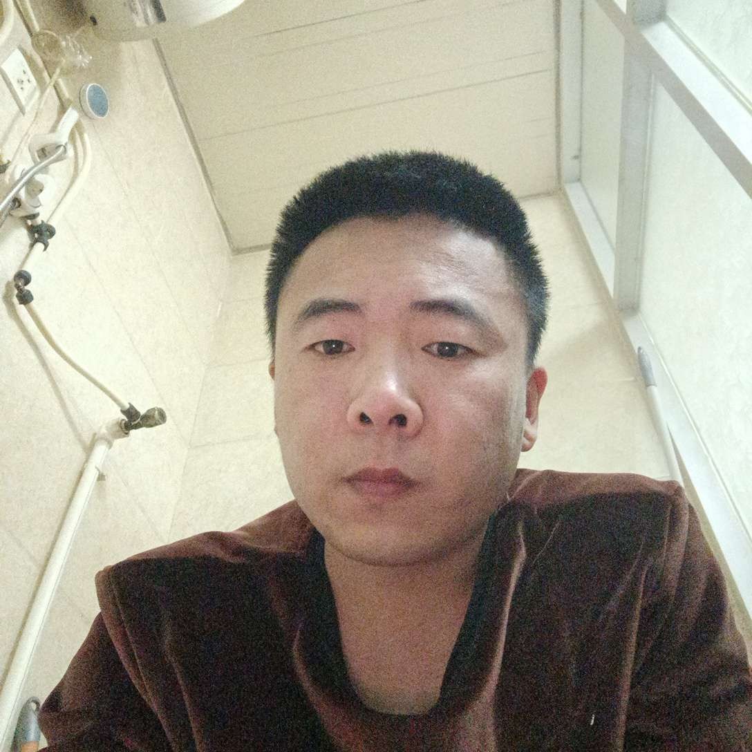 钢铁侠那老实的照片