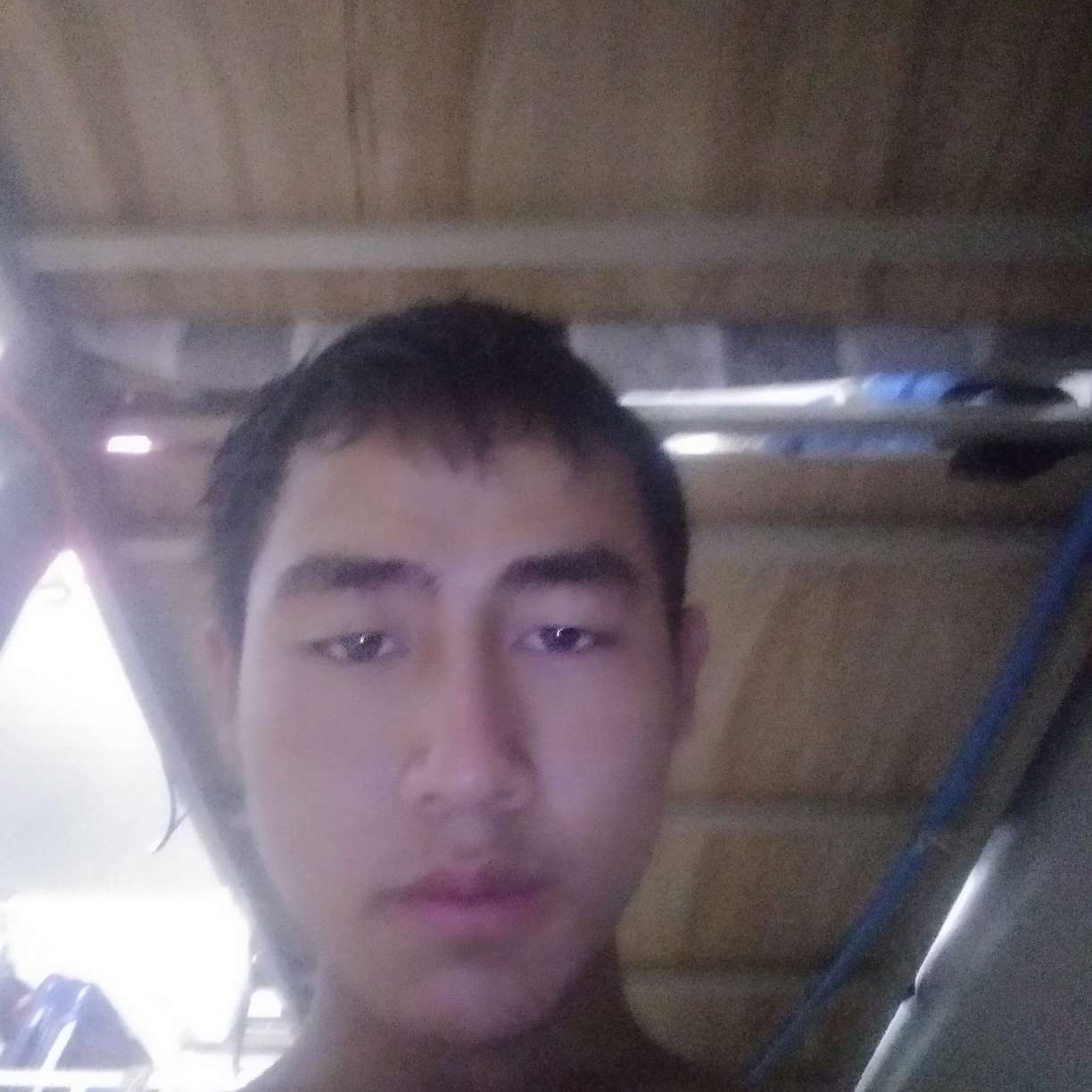 少女保卫热心的照片