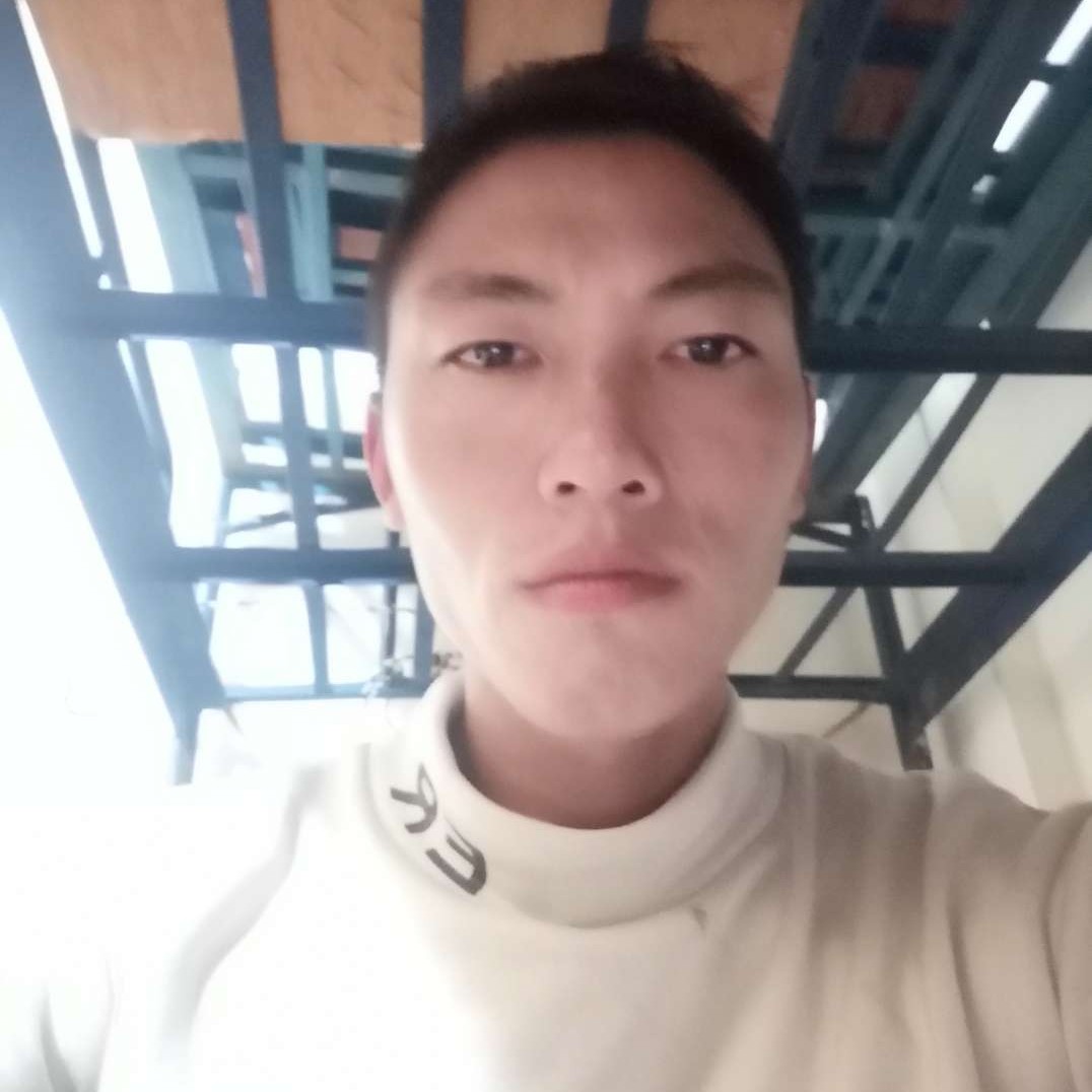 半夏爱无聊的照片