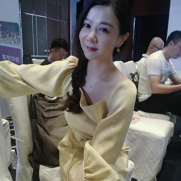 木禾的照片