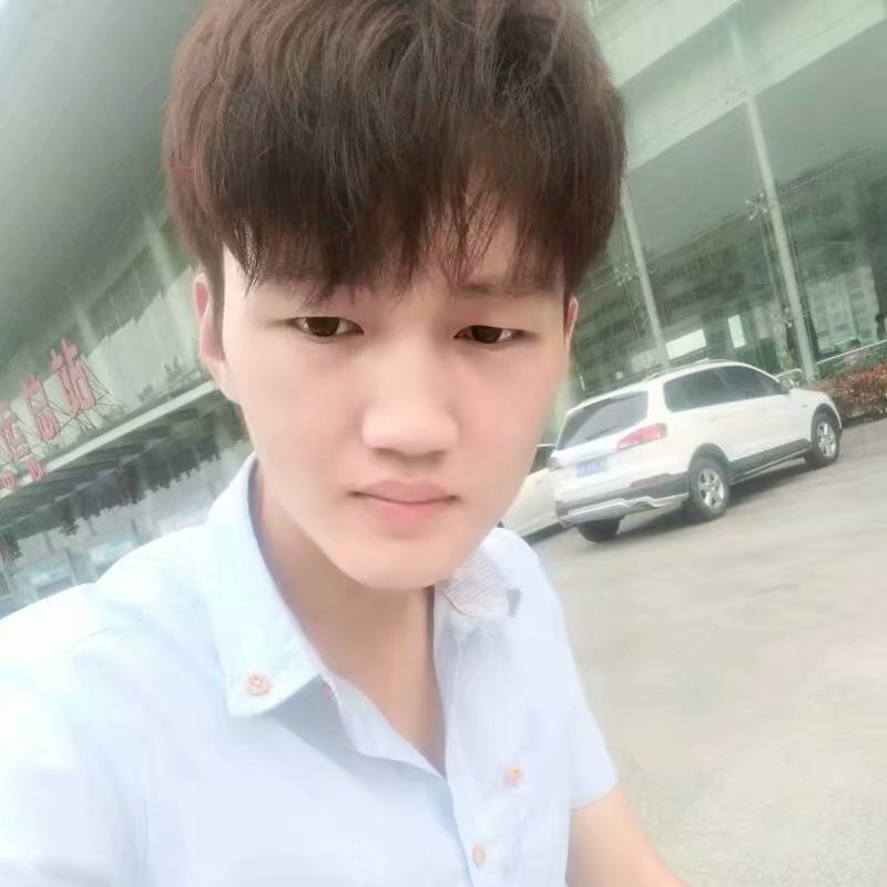 蹲街读情书的照片