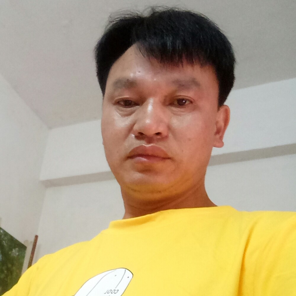 白云蹁跹开放的照片