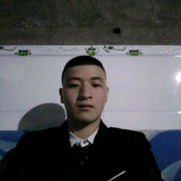 苗条踢友好的照片