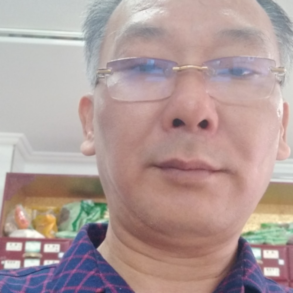 季节认真的照片