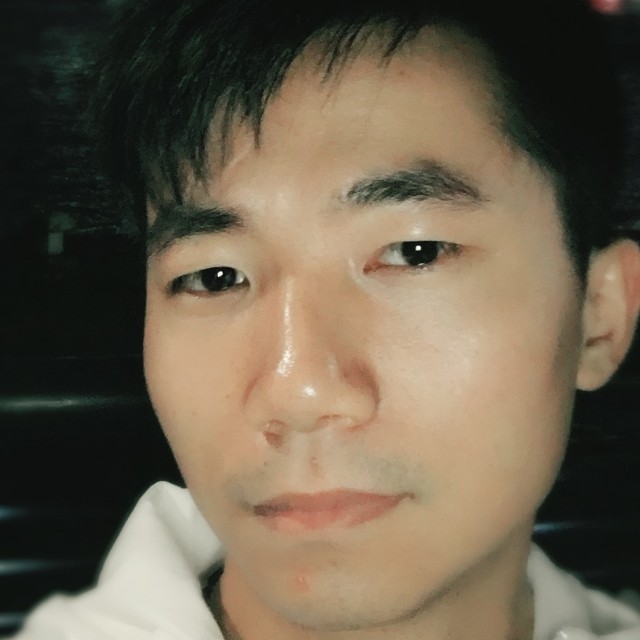 灯泡相许阳光的照片