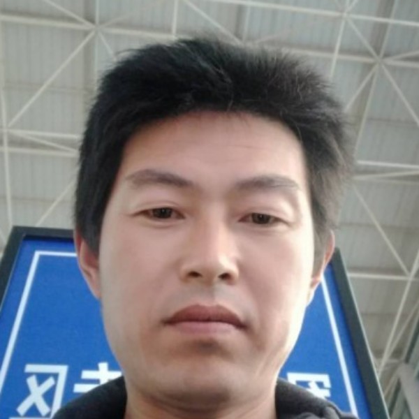 个性漫步板栗的照片