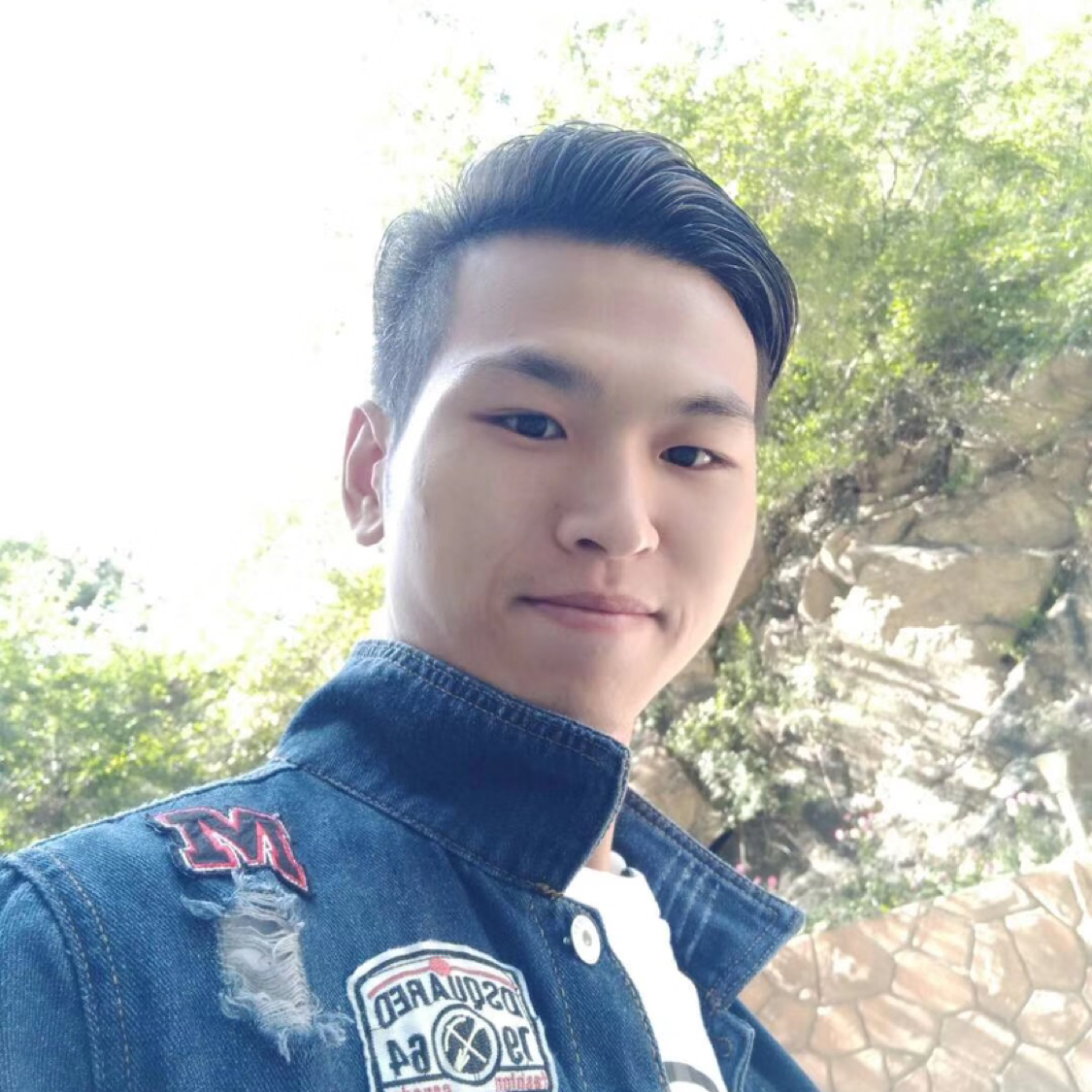 秋a以情的照片