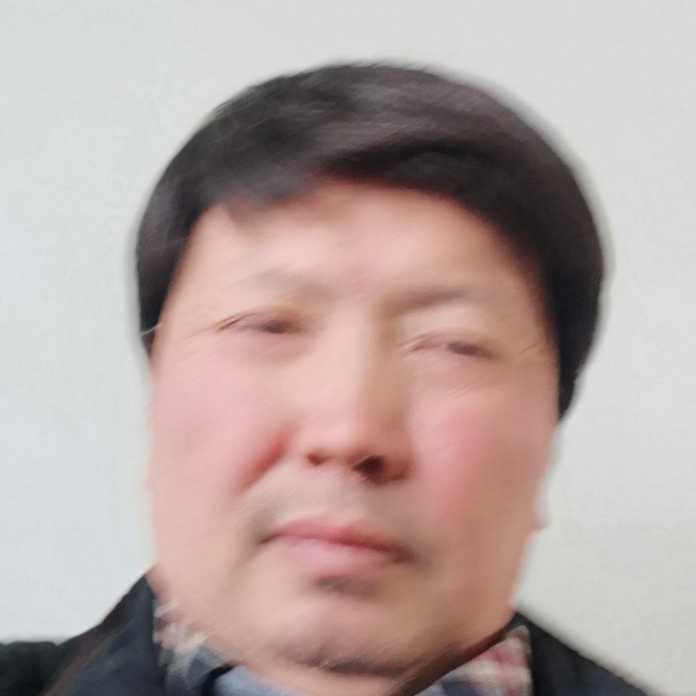大山玩石的照片