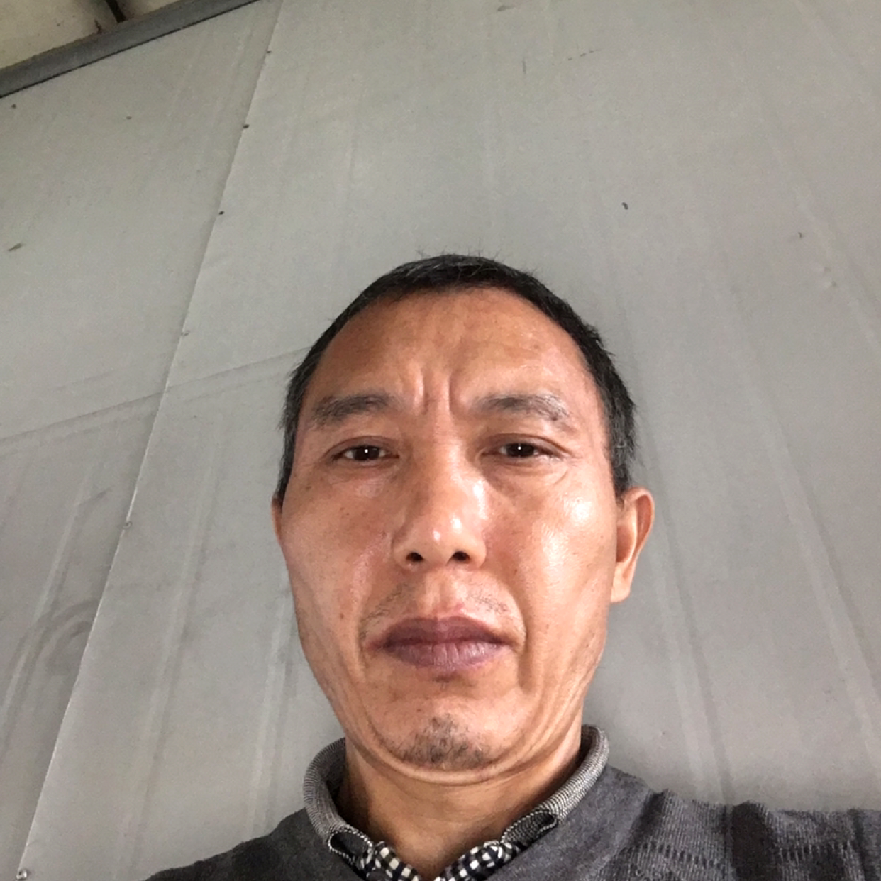 调皮扯孤心陈的照片