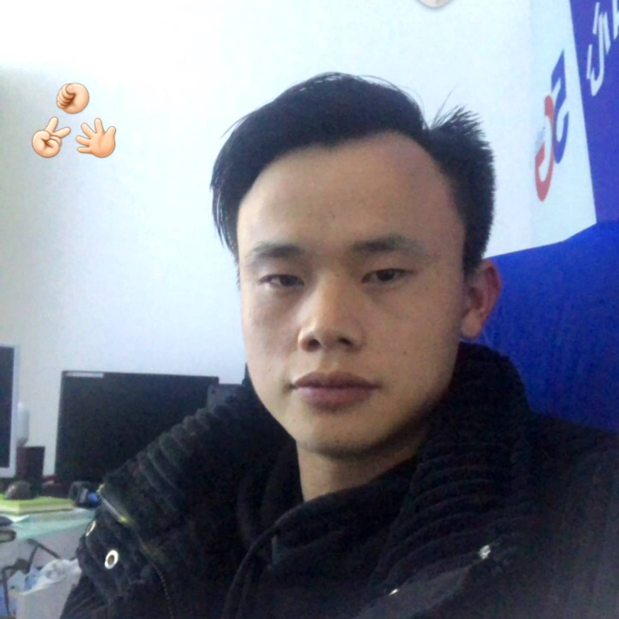 蜜蜂相许迅速的照片