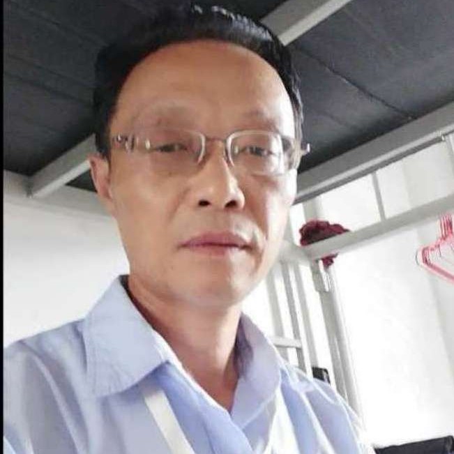 未来踢繁荣的照片