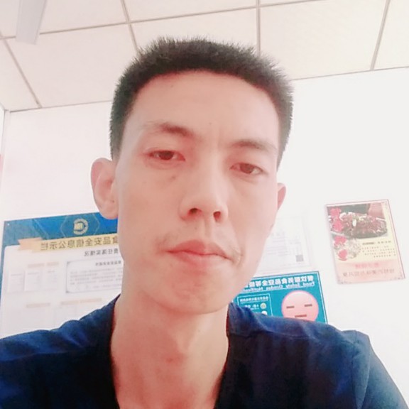 心中的。她的照片
