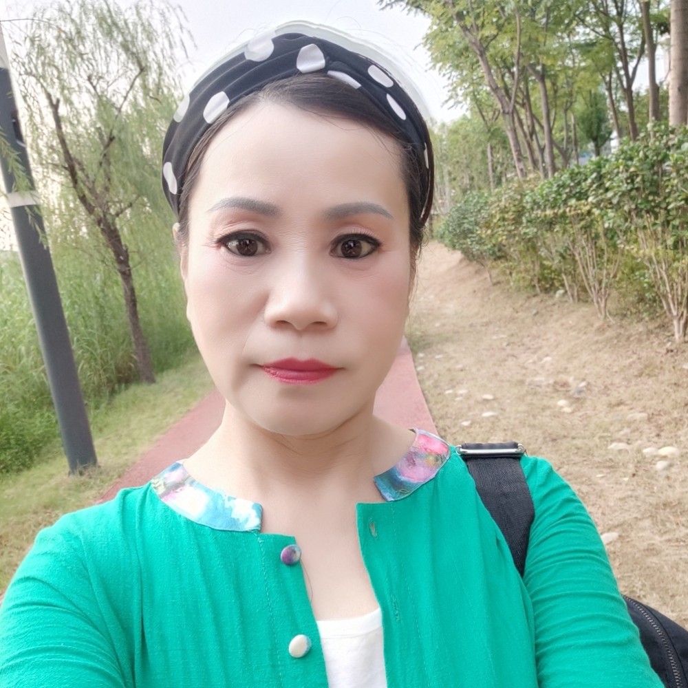 静娅的照片